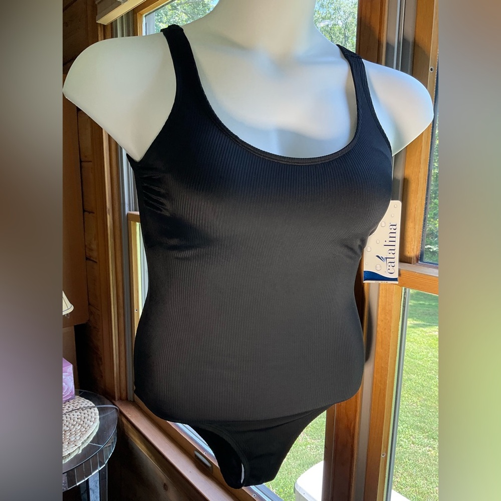 Catalina Women’s One Piece Tank Top Swimsuit Size 8-10 NWT Fully Lined